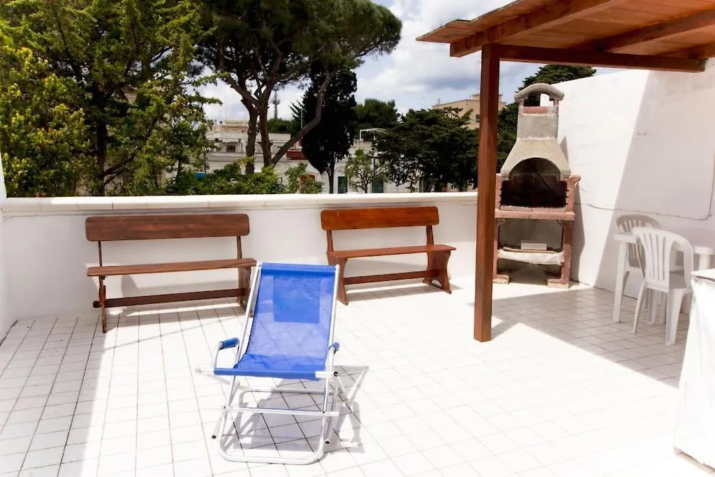 Lady Venezia Apartment Bari 0*,  Italy